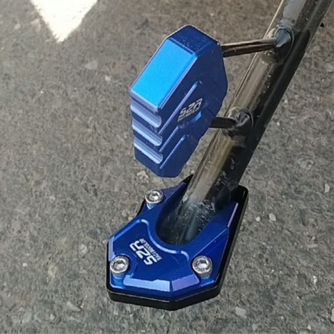 Stöd för motorcykel- och kickbikeparkering — Stabilt och praktiskt