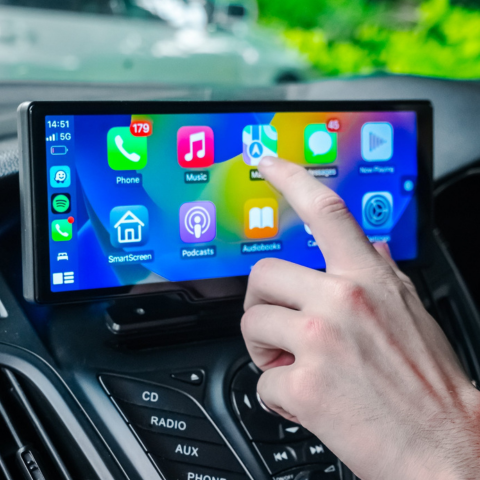 Trådløs Multimedia-skjerm – Forenklet tilkobling og navigasjon