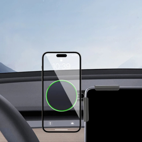 Telefonischer Support für Tesla — Magnetische Halterung und kabelloses Laden