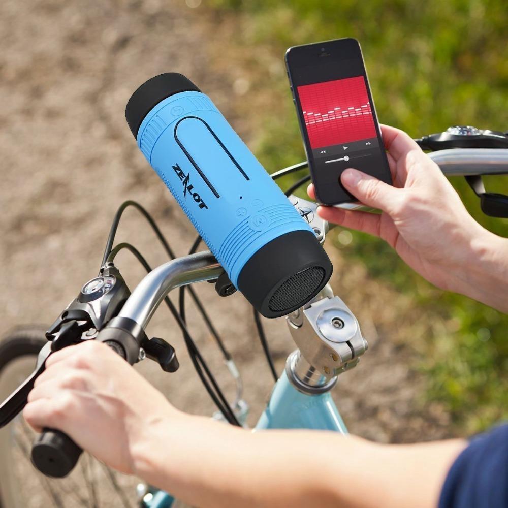 Bluetooth Hangszórós Bicikli Lámpa — Világítás és Zene Egyetlen Eszközben 