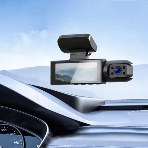 Dashcam Multifunkční – Kompletní dohled pro vaše auto 
