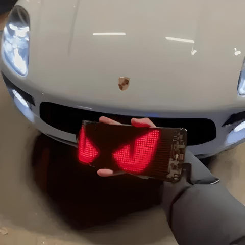 車用LEDアニメーションスクリーン – カスタマイズされたメッセージと絵文字 