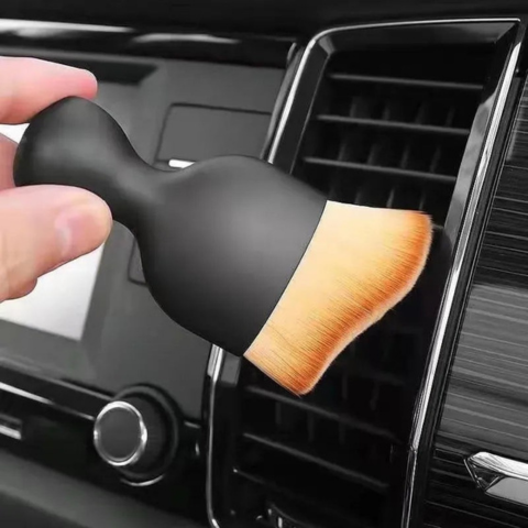 車内用コンパクトブラシ – 完璧なほこり取り 
